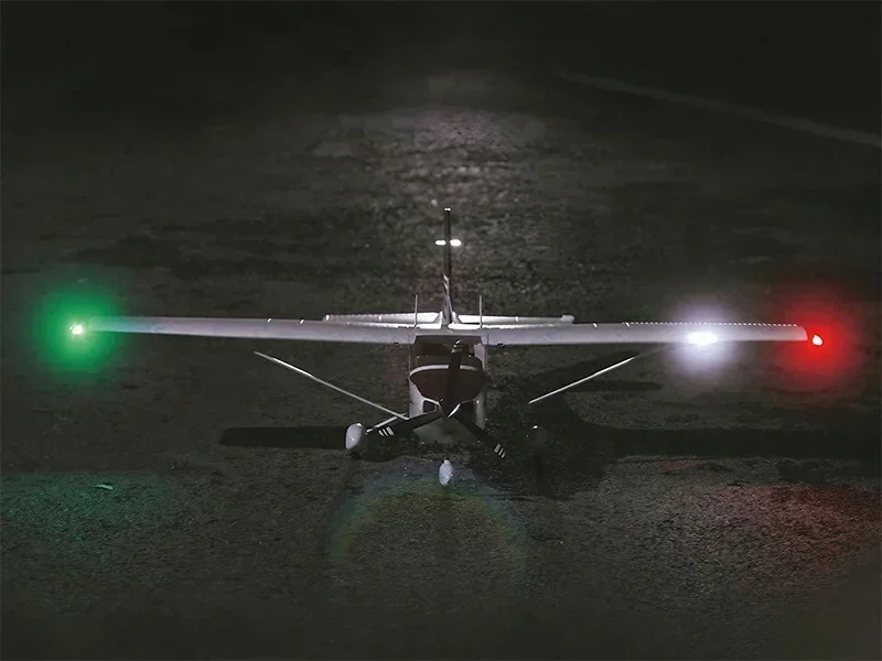 طائرة تدريب FMS Cessna 182 بطو - مراجعة Photography Training وسعره