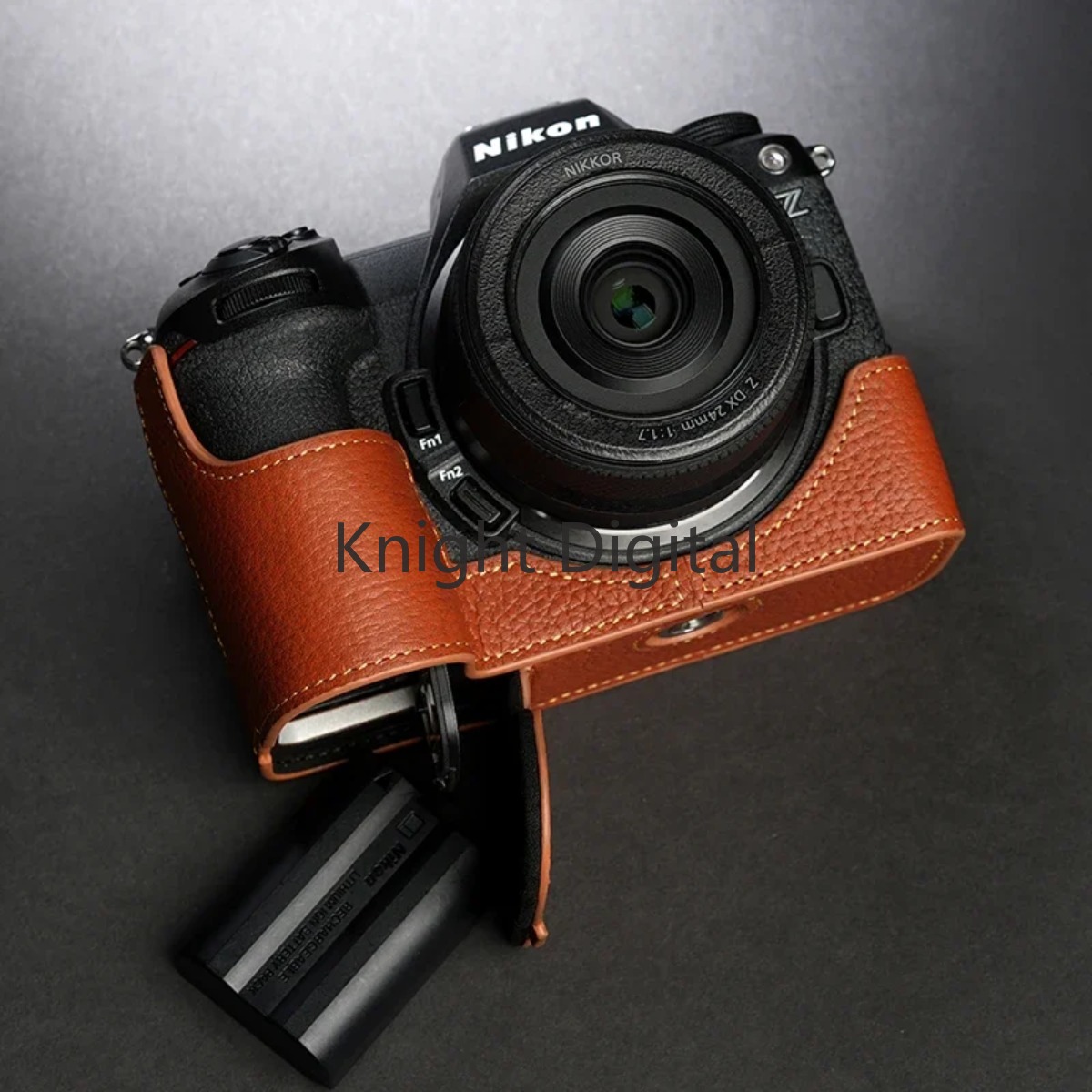 حقيبة نصف حافظة من الجلد الطبي - مراجعة Nikon Camera Z6 Iii وسعره